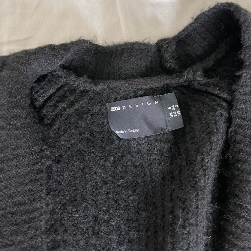 Knit cardigan